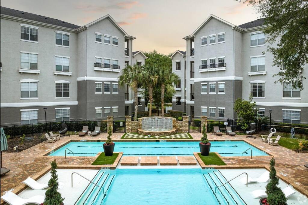 Apartament Devine Livings At Hermann Park Houston Zewnętrze zdjęcie